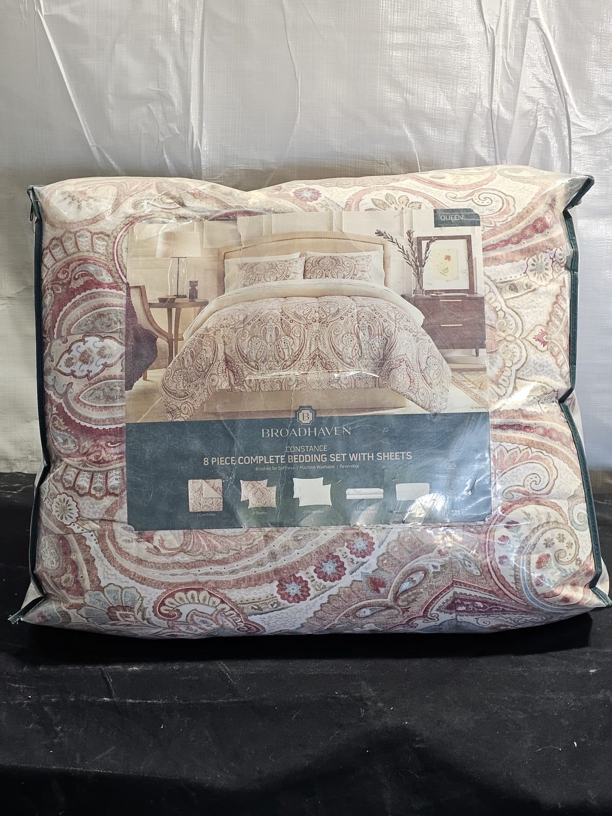 Broadhaven Constance 8-Piece Complete Bedding Set with Sheets - Paisley - Queen